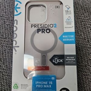Speck Presidio2 Pro Case for iPhone 15 Pro Max - White